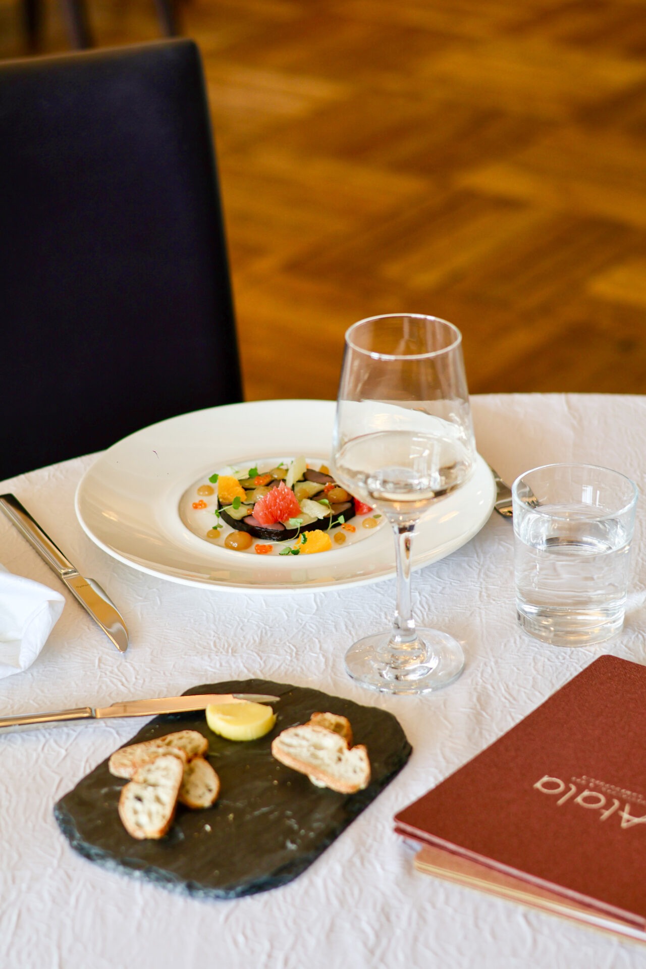 Atala — Restaurant & Bar de l'Hôtel du Château | Combourg 2 Un déjeuner chez Atala, restaurant de l'Hôtel du Château